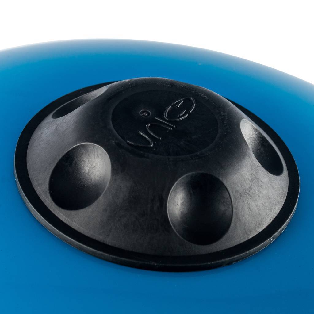 Расширительный бак STOUT STW-0001 гидроаккумулятор 12 л. вертикальный (цвет синий). Фото 1