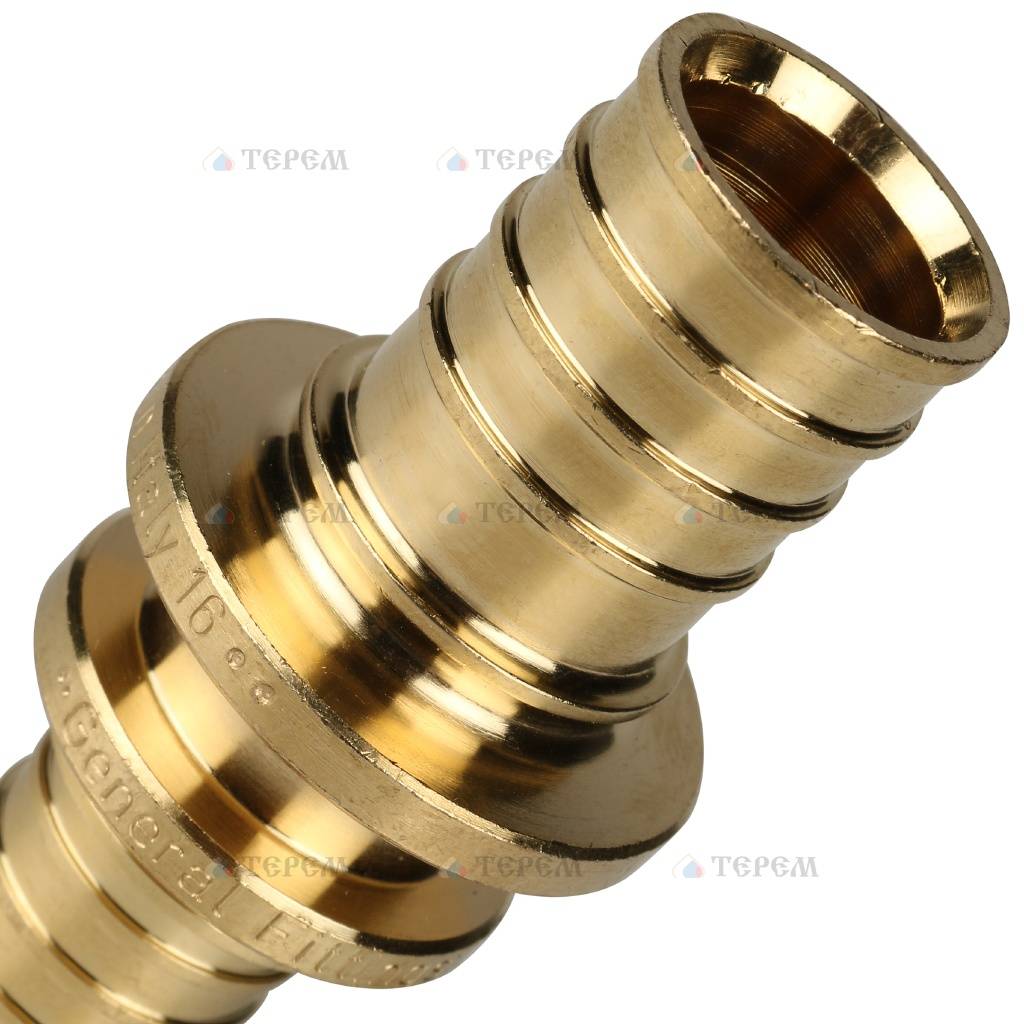 STOUT Муфта соединит. переходная для труб из сшитого полиэтилена ...