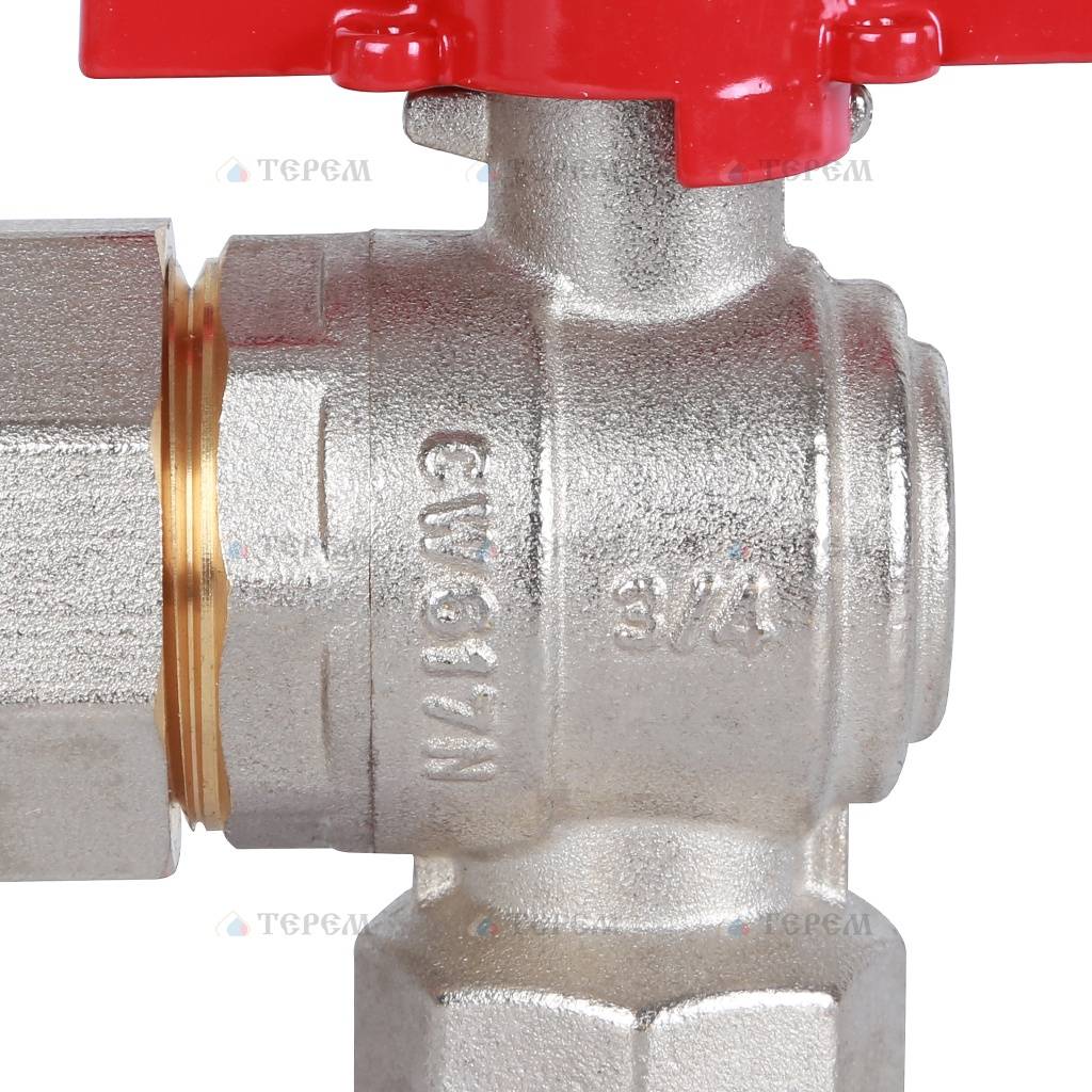 ROMMER Шаровой кран угловой с американкой 3/4 ВН/НР, ручка бабочка ...